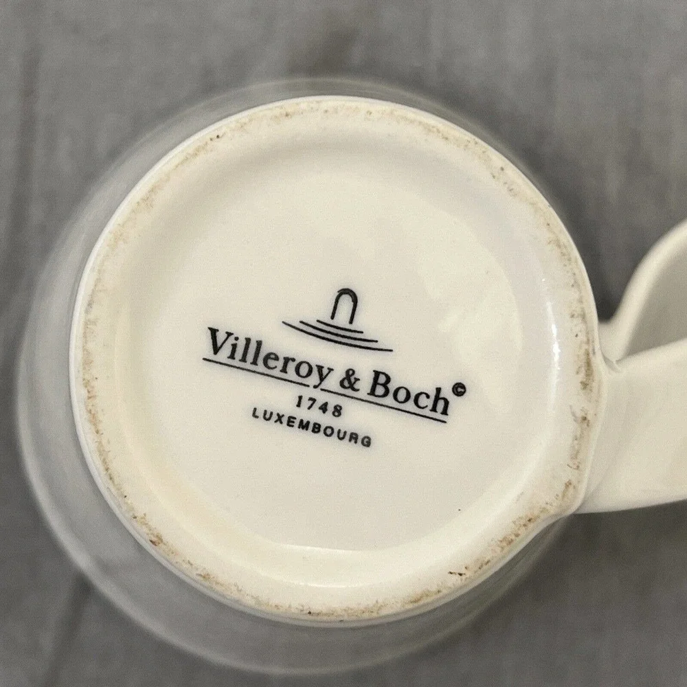 Villeroy Boch 1748 Luxembourg New Wave Mug Swirl Handle Cup White Porcelain 10oz - Picture 7 of 9